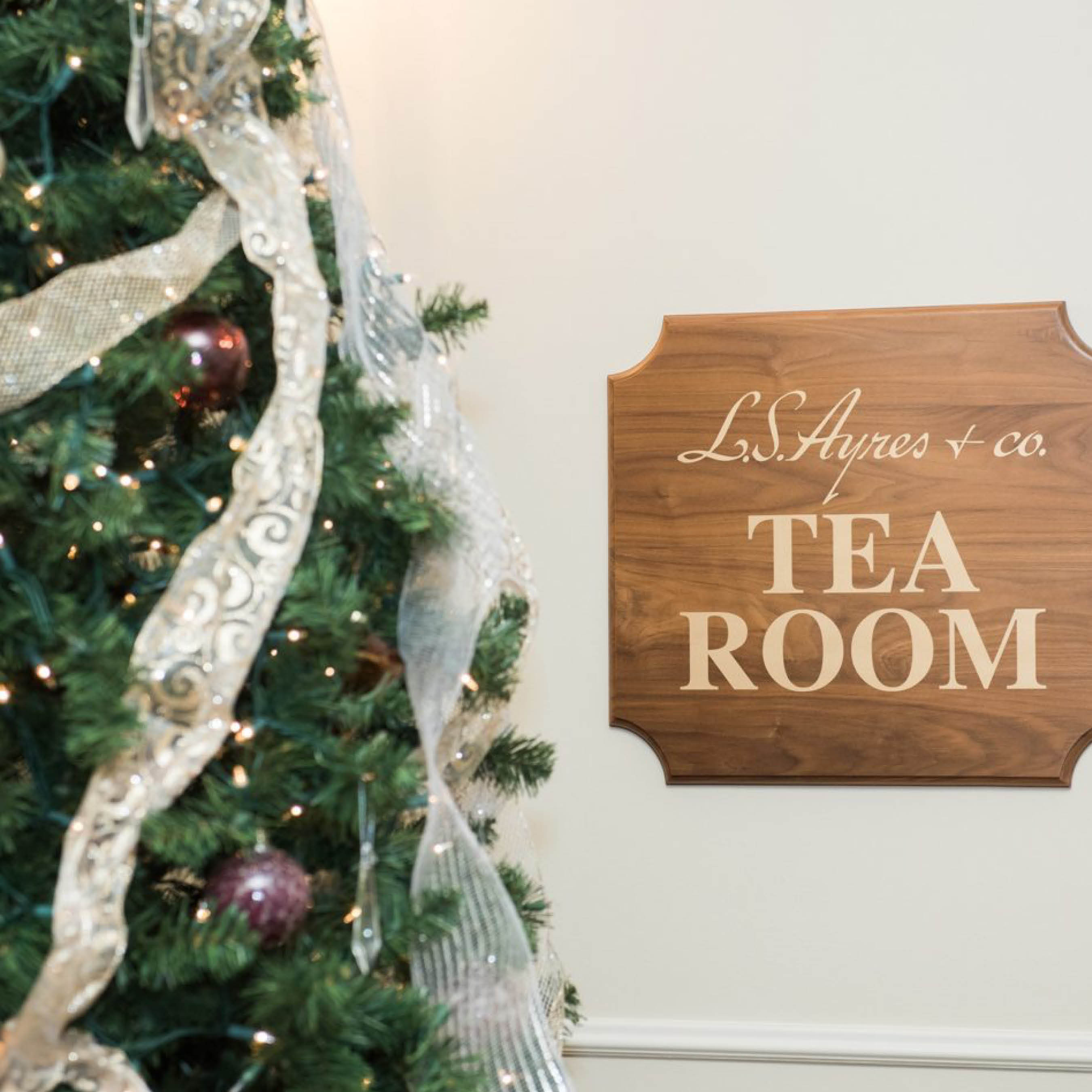 Second Act: Indiana State Museum and Lunch at L.S. Ayers Tea Room

December 11, 10 AM – 2:30 PM | Indiana State Museum
Enjoy the State Museum at Christmastime and a lunch buffet at L.S. Ayers Tea Room.

Learn More
